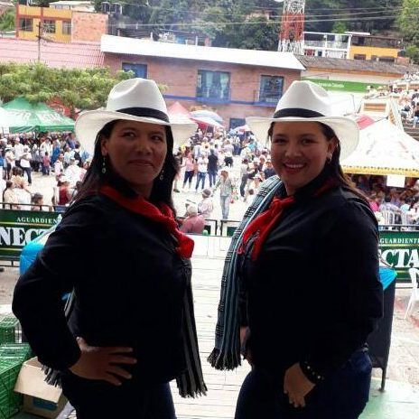 show hermanitas calle